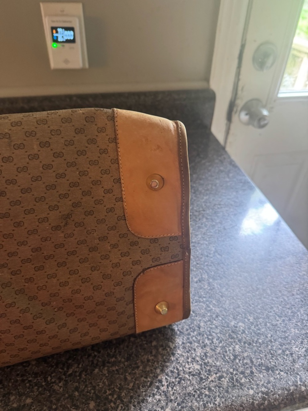 VTG Gucci Brown Monogram Travel Tote with Tan Leather Trim - Picture 10 of 16
